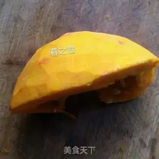 Make Pumpkin fried meat step 1