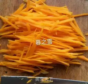 Make Pumpkin fried meat step 2