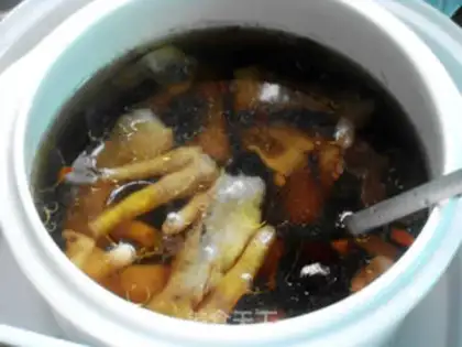 Make Red dates are for chicken feet step 7