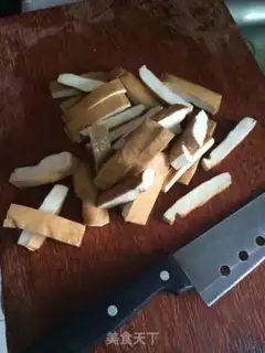Make Saltless soy-dry pig feet step 2