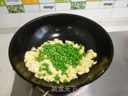 Make Eggs and green beans step 3
