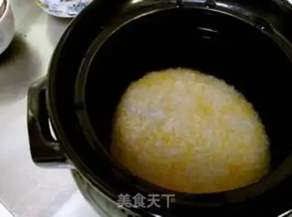 Make Coarse vegetable shrimp congee step 1