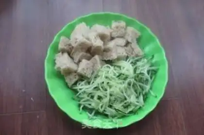 Make Spicy sesame sauce step 1