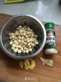 Make Lotus pig belly soup step 0