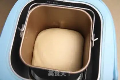 Make A rose bread step 3