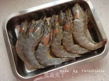 Make Tomato shrimp step 0