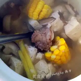 Make Frozen tofu corn stew bone step 6