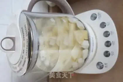 Make Sugar cane horse hoof water step 2