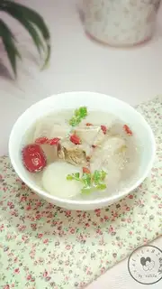 Make The Quilian bone soup step 4