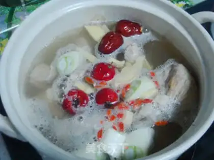 Make The radish ribs feed the soup step 6