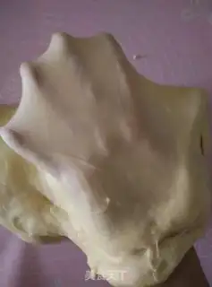 Make Hand toe toe with ham and bread step 1