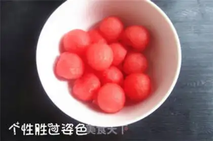 Make Watermelon ball step 3