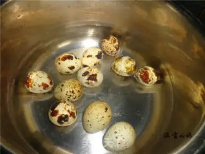 Make Eggs with eggplant juice step 0