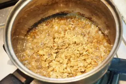 Make Maple pecan pretzels step 2