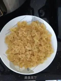Make Butterfly pasta step 0