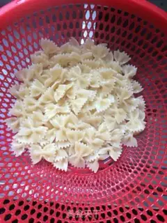 Make Butterfly pasta step 4