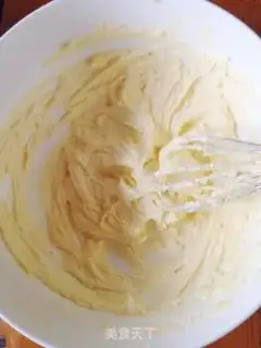 Make A pound cake of clot nuts step 2