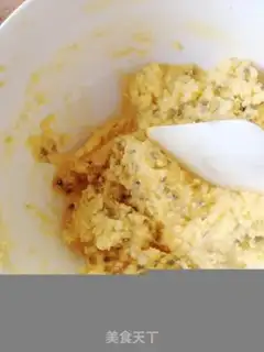 Make A pound cake of clot nuts step 4