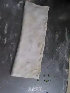 Make Onion roll step 27