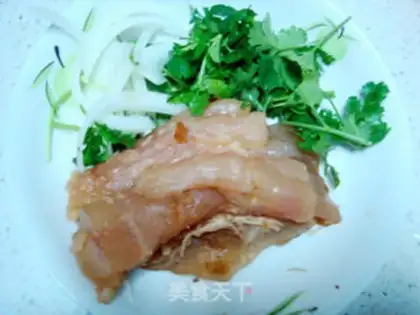 Make Spicy cow hoof step 0