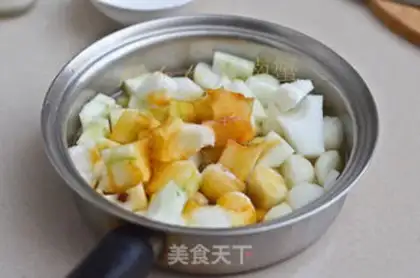 Make Dry melon step 4