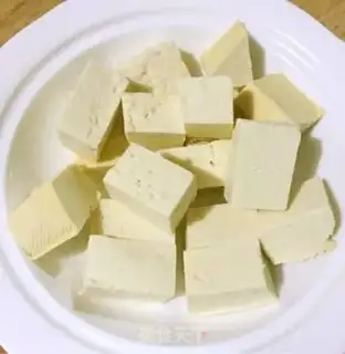 Make Five bouquets for tofu sea belts step 1
