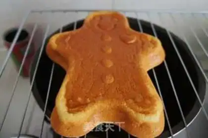 Make Snowman cake step 7