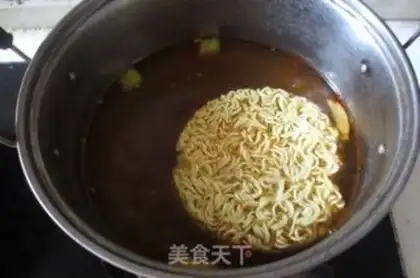 Make Spicy noodle step 2