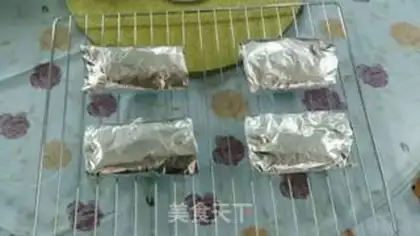 Make Tin paper and rice bones step 5
