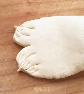 Make Little tiger flower step 5