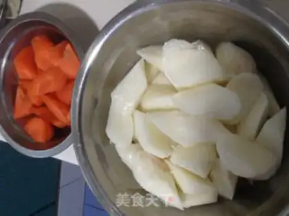 Make ♪ ♪ ♪ ♪ The roses and carrots ♪ step 3