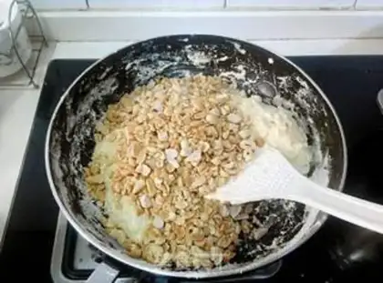 Make Purely hand-made cow-rolling sugar step 8
