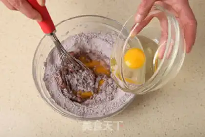 Make Chocolate latte step 0