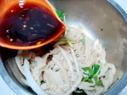 Make Spicy cow leaves step 4