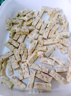 Make Purely hand-made cow-rolling sugar step 11