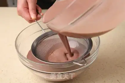 Make Chocolate latte step 3