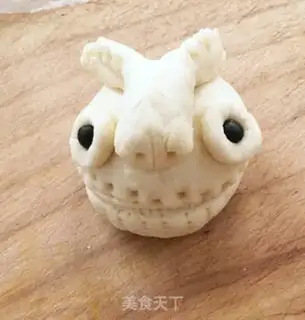 Make Little tiger flower step 17