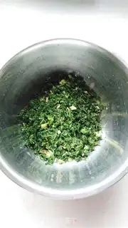 Make Porky cabbage and pork dumplings step 1