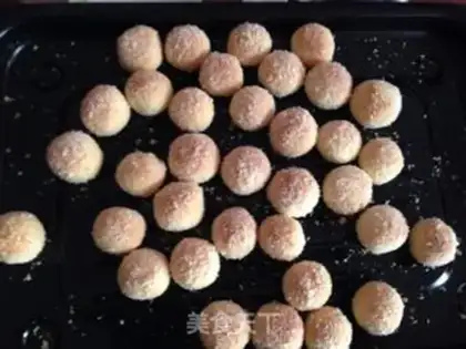 Make Coconut ball step 9