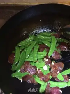 Make Weenie fried Dutch beans step 7