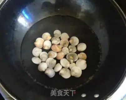 Make Improved version of Spanish seafood step 1