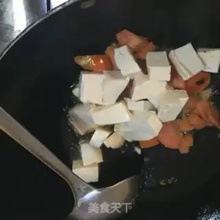 Make Tomato roll tofu step 2
