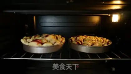 Make Plum sauce florist bread step 15
