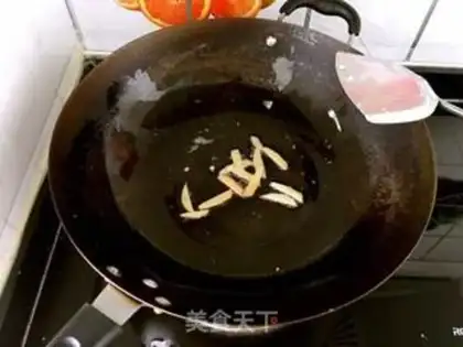 Make Scrambleded eggs step 3