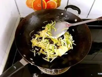 Make Scrambleded eggs step 6