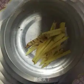 Make Homemade pepper claws step 2