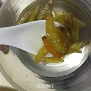 Make Homemade pepper claws step 4