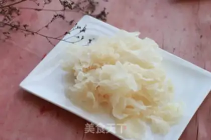Make Silver Ear Snow Lotus soup step 0