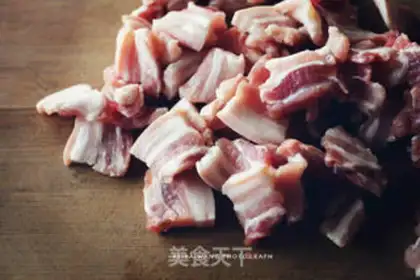 Make Soy little fried meat step 1