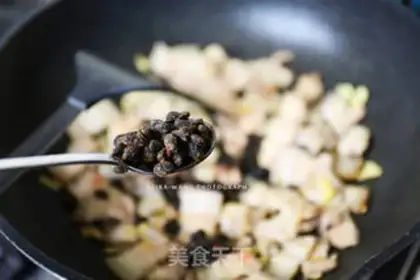 Make Soy little fried meat step 4